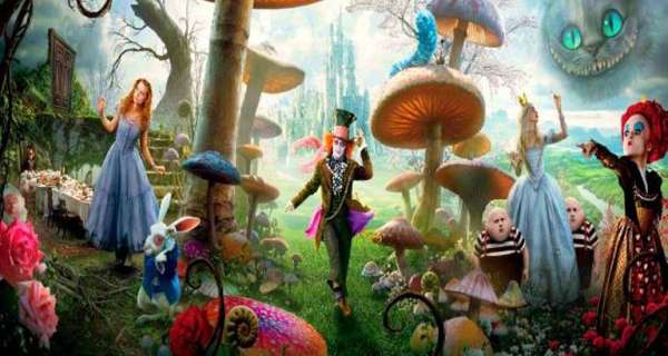 50 + Alice In Wonderland Sizi Güçlendirmek için Alıntılar