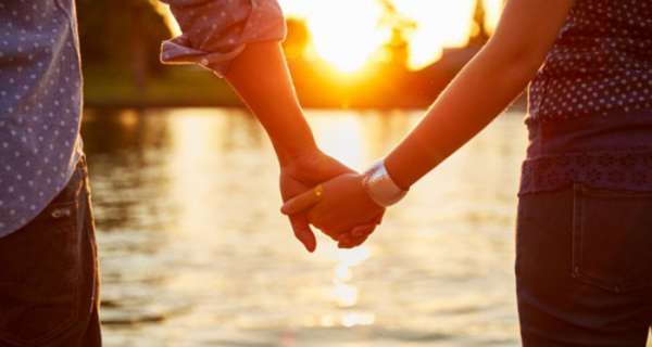 Sizi Daha Fazla Arzu Ettirecek 70 Romantik Erkek Arkadaş İçin Aşk Mesajı